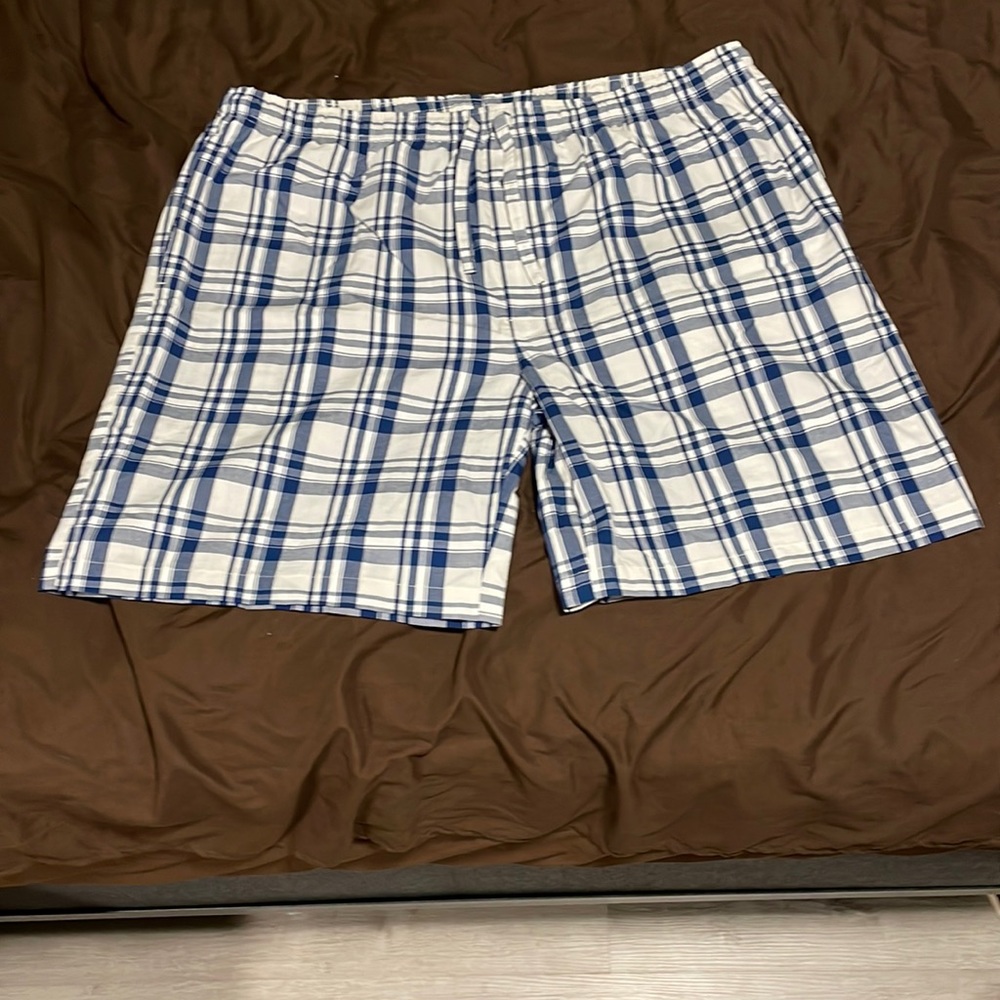 Size 2xl plaid pajama shorts